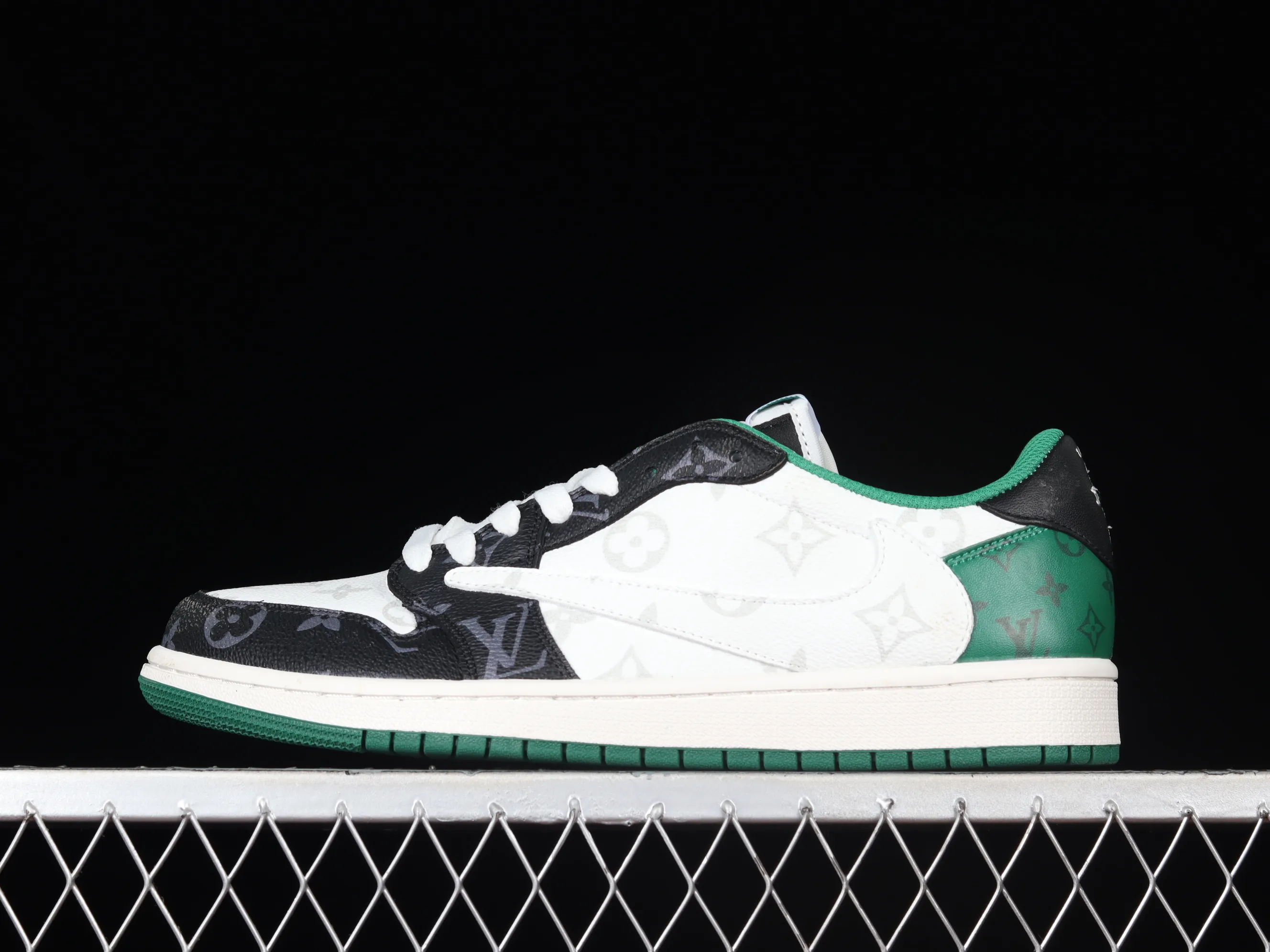 All categories Air Jordan Jordan series basketball shoes Air Jordan 1 Low Donkey brand x Travis Scott x Air Jordan 1 AJ1 Joe 1 lightning overhead low-top basketball shoes DM7866-553